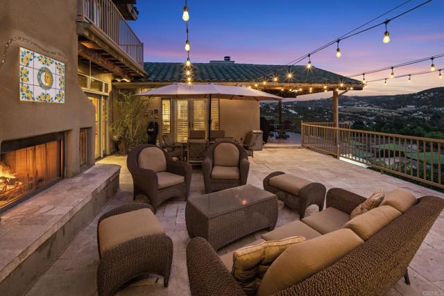 18351 WOODS HILL, Ramona CA: https://media.crmls.org/mediaz/8331e269-7a09-441a-89a5-e47c72407126.jpg