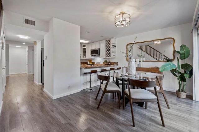 125 Connemara Way, Sunnyvale CA: https://media.crmls.org/mediaz/83325ba0-542f-4c86-8937-a005bb0b12ee.jpg