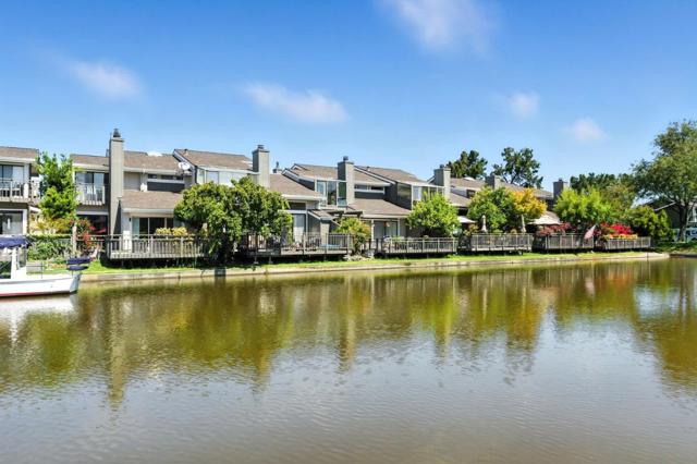 588 Marlin Court, Redwood City CA: https://media.crmls.org/mediaz/83330626-b2cf-41c3-96e4-aa120a553c7b.jpg