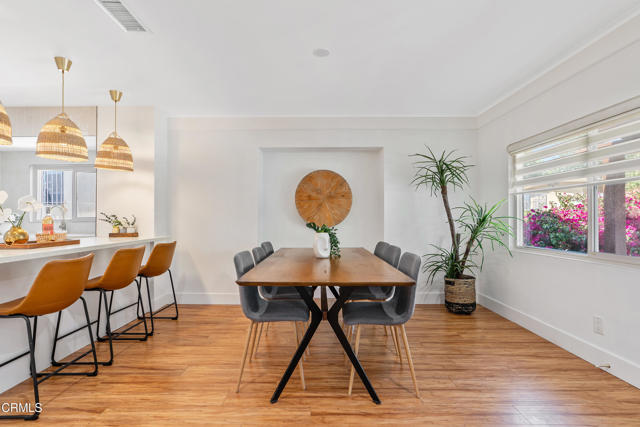 1015 Nolden Street, Highland Park CA: https://media.crmls.org/mediaz/83332523-d420-48c9-aa68-e5ee83137386.jpg