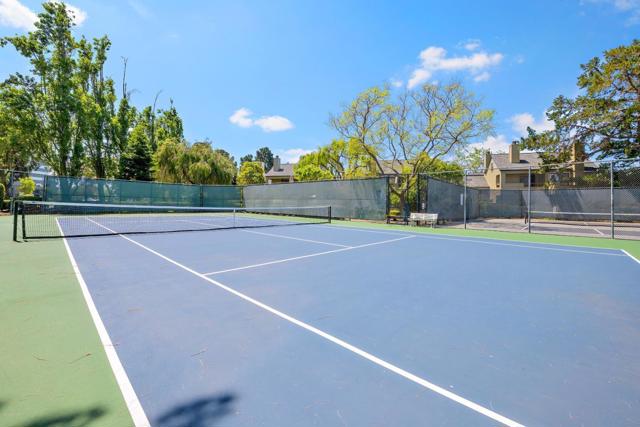 953 Shoreline Drive, San Mateo CA: https://media.crmls.org/mediaz/8333674b-f6bf-4ace-b718-f7ee34cb4319.jpg