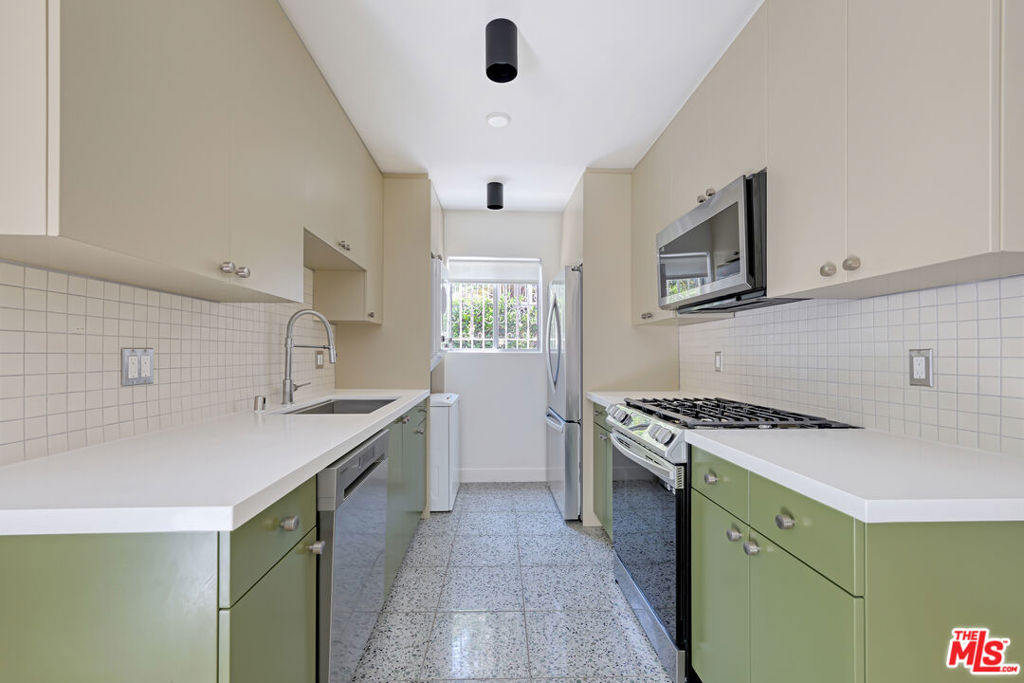 MLS #26862229 image #2