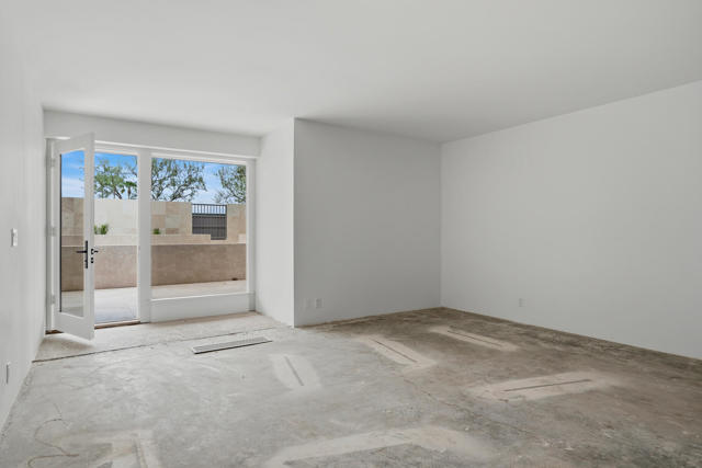 855 W Coronado Avenue, Palm Springs, CA 92262