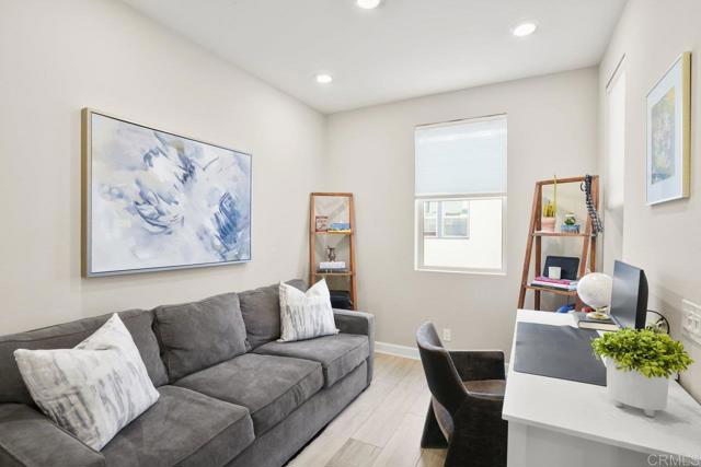 16755 Coyote Bush Drive, San Diego CA: https://media.crmls.org/mediaz/8335deaf-7a15-4367-9078-425db3d23e87.jpg