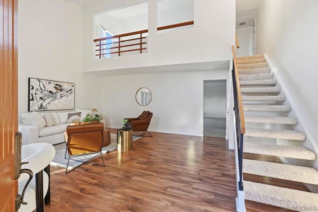 17570 Montero Rd, San Diego CA: https://media.crmls.org/mediaz/83362d47-b1a6-4d10-9654-cd6cbab050d7.jpg