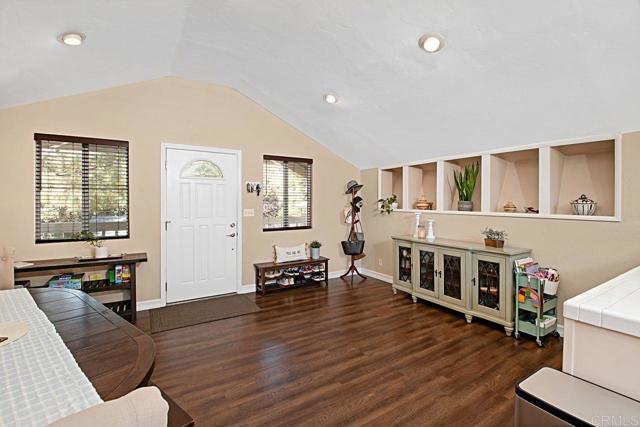 Image 6 of 39 For 8025 Lilac Lane