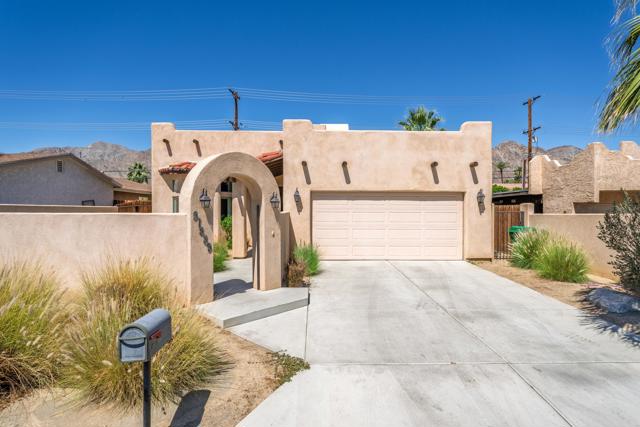 51885 Avenida Bermudas, La Quinta CA: https://media.crmls.org/mediaz/833771d0-b185-4a16-8588-82625aebc7a8.jpg