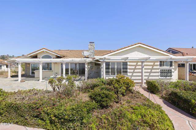 7090 El Malabar Drive, Ventura CA: https://media.crmls.org/mediaz/83378072-cbc6-4c9c-aa2b-889bc6d933ac.jpg