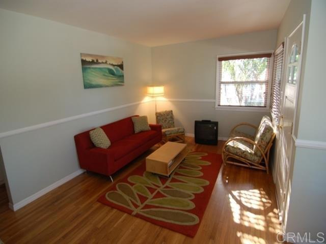 2297 Newcastle Avenue, Cardiff by the Sea CA: https://media.crmls.org/mediaz/8337f3b9-f7e3-46a5-addf-69e80dcef2ef.jpg