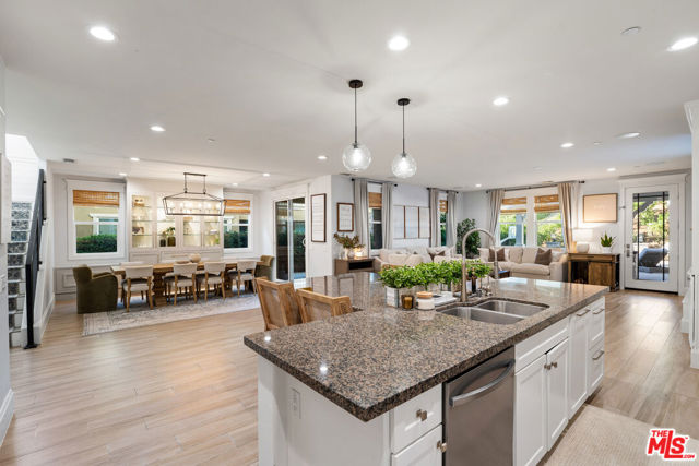22499 Leaf Spring Court, Santa Clarita CA: https://media.crmls.org/mediaz/83386936-1ec1-470b-bc50-74e606dfee45.jpg