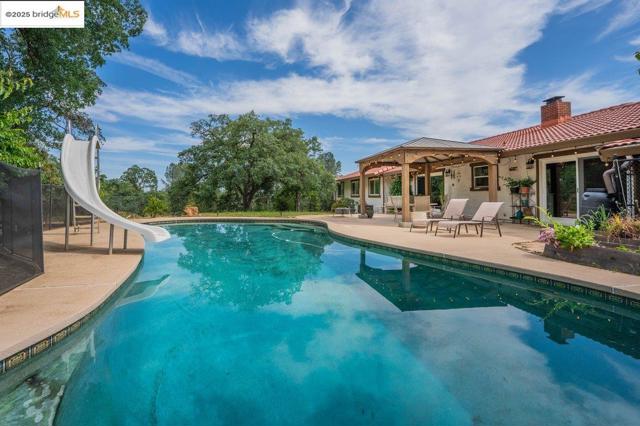 Image 4 of 36 For 15086 Vista Knolls