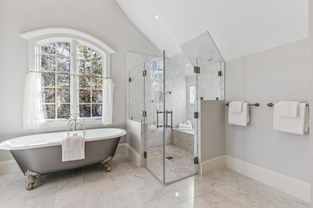 17930 Vineland Avenue, Monte Sereno CA: https://media.crmls.org/mediaz/8339e775-1e80-4e5c-bb43-7020efa288f3.jpg