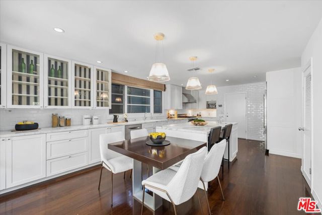 3055 Nichols Canyon Road, Los Angeles CA: https://media.crmls.org/mediaz/833a600f-fceb-45cd-9ff3-f9deeb745dfd.jpg