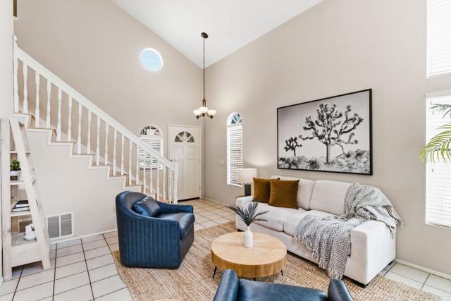 Detail Gallery Image 4 of 26 For 609 Mustang Glen, Escondido,  CA 92027 - 3 Beds | 2/1 Baths