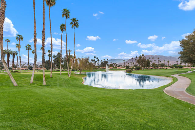 179 Las Lomas, Palm Desert CA: https://media.crmls.org/mediaz/833d9b91-a1a8-493f-b06d-a060d740b58b.jpg