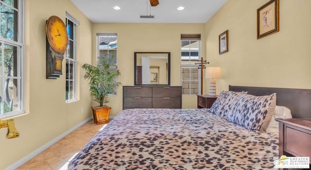81804 Daniel Drive, La Quinta CA: https://media.crmls.org/mediaz/833dc5e3-6f75-4d94-8691-c2d19579896b.jpg