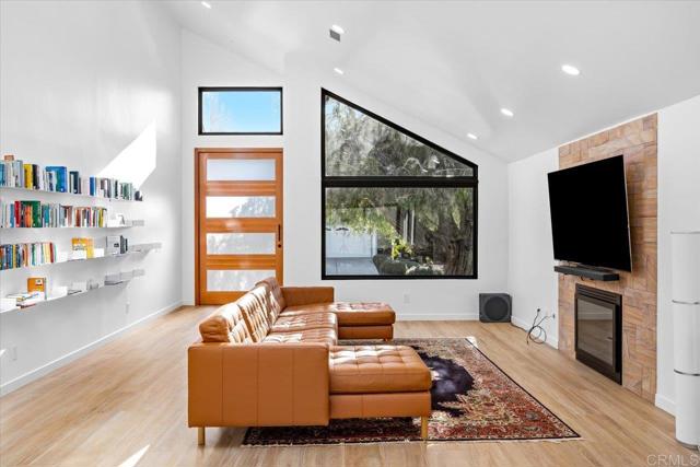 Detail Gallery Image 9 of 57 For 1560 Hawk View Dr, Encinitas,  CA 92024 - 4 Beds | 4 Baths