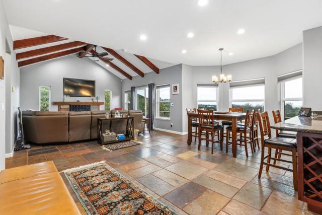 14643 Tumble Weed Lane, Royal Oaks CA: https://media.crmls.org/mediaz/8341072b-0e83-401f-89c1-e1d9a396ec2b.jpg