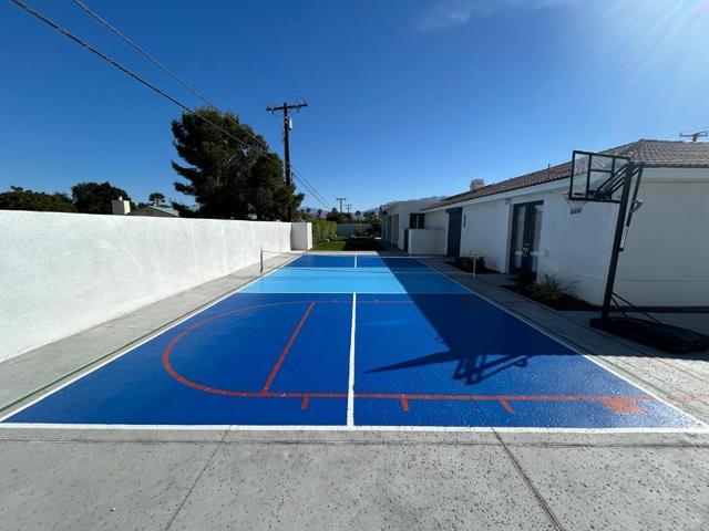 2932 N Sunrise Way, Palm Springs CA: https://media.crmls.org/mediaz/83419e18-7b6d-4fca-a315-9c1ecf2e3b37.jpg