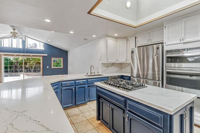 978 Woodgrove Lane, San Jose CA: https://media.crmls.org/mediaz/8342a4fd-7fc7-408b-8bf0-31ce511c3b4e.jpg