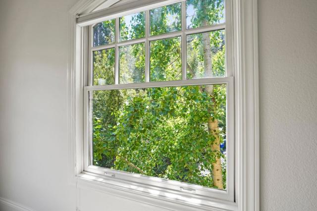 20420 Idylwild Road, Los Gatos CA: https://media.crmls.org/mediaz/8342c628-3c69-4260-af8b-6df1b9086ede.jpg