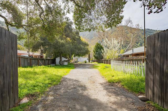 75 Paso Hondo, Carmel Valley CA: https://media.crmls.org/mediaz/834347e0-5b4c-44eb-85e6-e618666c5689.jpg