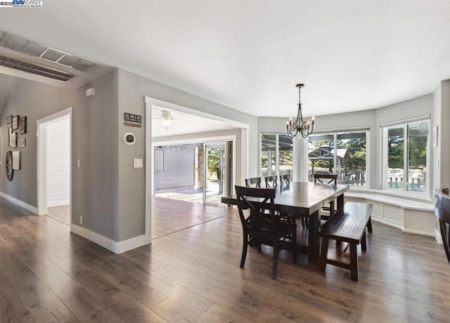 Image 11 of 60 For 8191 Highland Rd