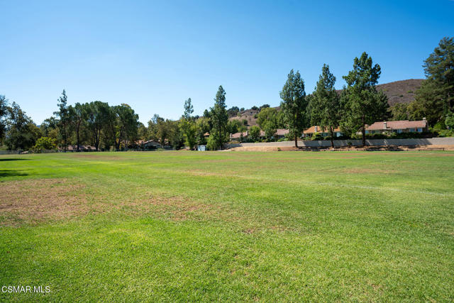 191 Rockrose Lane, Oak Park CA: https://media.crmls.org/mediaz/8345a26e-aa8b-4879-bda0-58711a6b757b.jpg