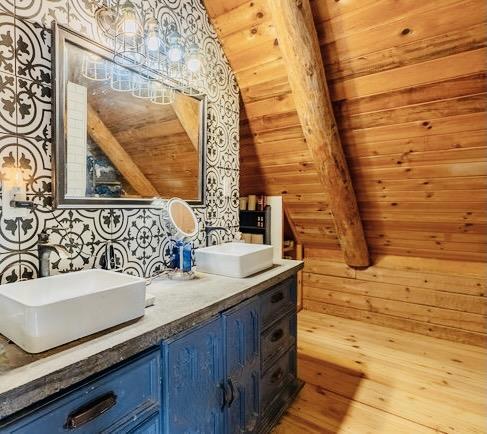 4101 San Juan Canyon Road, San Juan Bautista CA: https://media.crmls.org/mediaz/8346d1cc-8acf-47f1-9e23-883d91d8dbaa.jpg
