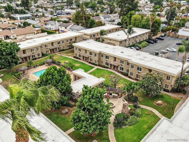 792 Avocado Ave, El Cajon CA: https://media.crmls.org/mediaz/8348b289-83ff-486a-9bc0-65b7cc6341a7.jpg
