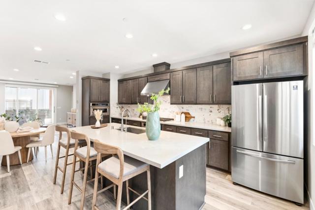 3456 Flash, Fremont CA: https://media.crmls.org/mediaz/83498748-97c2-4bbb-b9d7-42cd4a9a21e8.jpg
