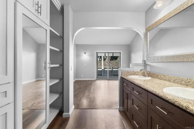 Detail Gallery Image 23 of 40 For 5667 Adobe Falls Rd #C,  San Diego,  CA 92120 - 2 Beds | 2 Baths