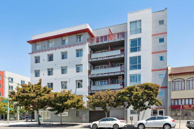 1020 Jackson Street, Oakland CA: https://media.crmls.org/mediaz/834a54e7-f9d1-42f9-88b6-b3000e21de3a.jpg