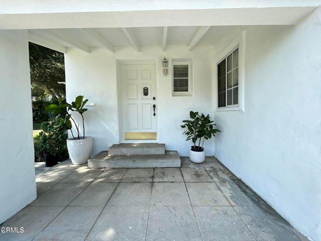 Detail Gallery Image 2 of 11 For 4622 La Canada Blvd Bld, La Canada Flintridge,  CA 91011 - 3 Beds | 1/1 Baths