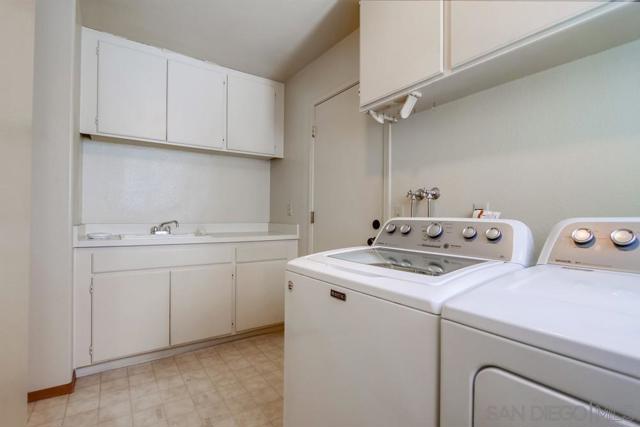 11742 Avenida Sivrita, San Diego CA: https://media.crmls.org/mediaz/834bc584-d9c3-4fe4-b769-fb343c0ffa2a.jpg
