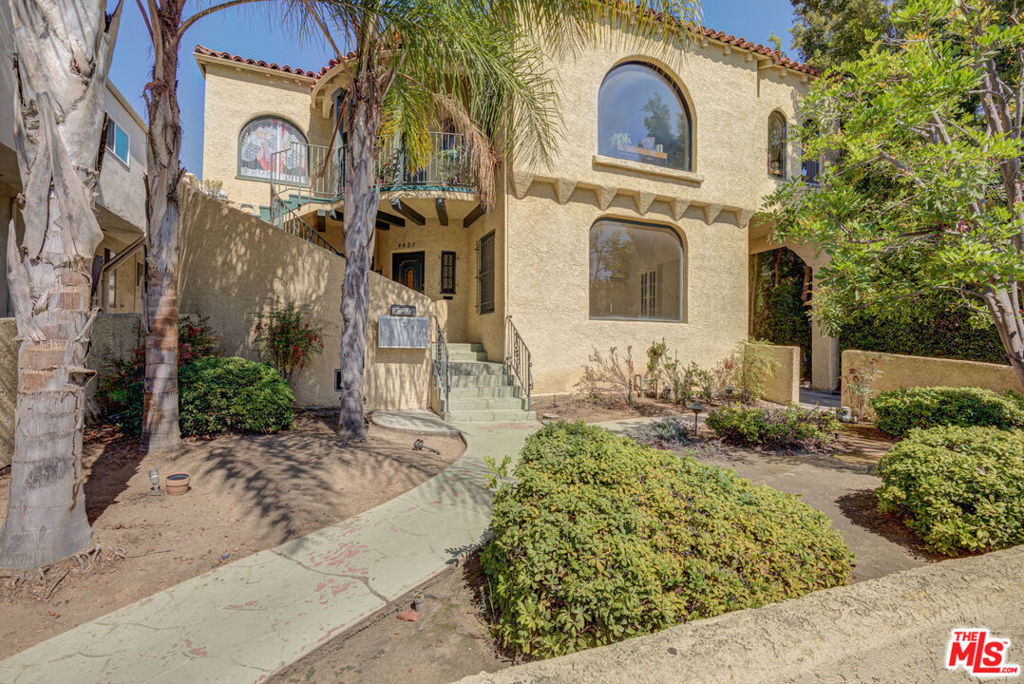 4427 Finley Avenue #1/4
