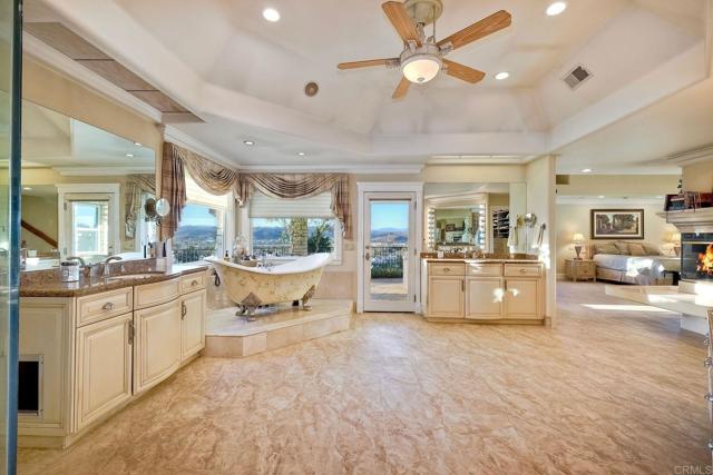 Image 40 of 51 For 31350 Lake Vista Circle