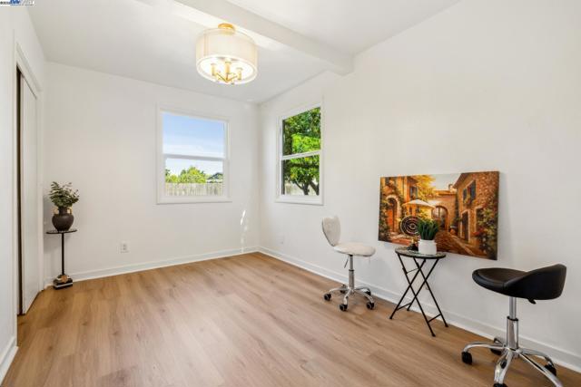 37107 Holly St, Fremont CA: https://media.crmls.org/mediaz/834c4908-334e-42c2-80f6-24b680f90295.jpg
