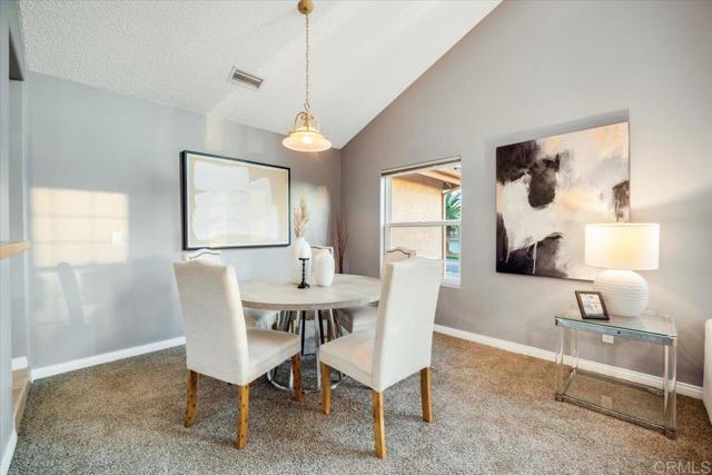 Detail Gallery Image 6 of 36 For 23622 Springwood, Ramona,  CA 92065 - 4 Beds | 3 Baths