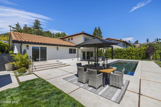1630 Wicklow Court, Westlake Village CA: https://media.crmls.org/mediaz/834d46e3-32b9-42d6-8cf0-9901ead3b47b.jpg