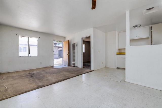 259 & 255 W 6th Street, San Jacinto CA: https://media.crmls.org/mediaz/834e0823-15d2-4822-85ad-063d834a7c1b.jpg