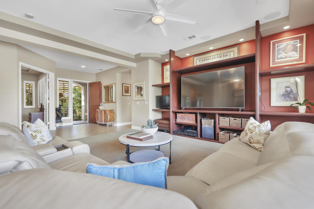 MLS #219138703DA image #8