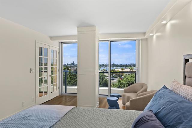 1820 Avenida del Mundo, Coronado CA: https://media.crmls.org/mediaz/834f555d-d78d-42c5-9734-d2f25109e8cd.jpg