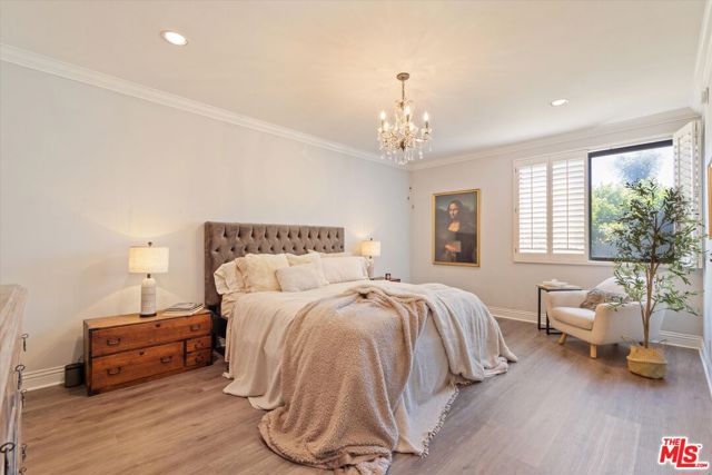 8455 Fountain Avenue, West Hollywood CA: https://media.crmls.org/mediaz/8352300b-788c-4ae6-a5e9-7dee31827515.jpg