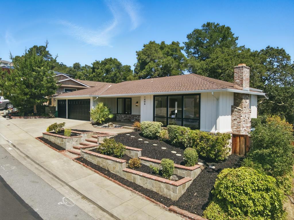 1406 Cedarwood Drive