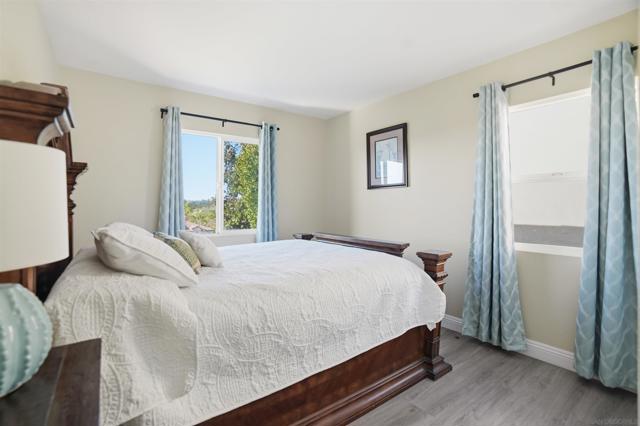 1332 Carneros Valley st, Chula Vista CA: https://media.crmls.org/mediaz/83528406-89e1-4f95-9b78-30ac91e72f6a.jpg