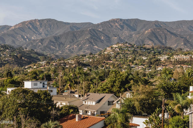 Detail Gallery Image 19 of 59 For 428 Corona Del Mar Dr, Santa Barbara,  CA 93103 - 5 Beds | 2/1 Baths