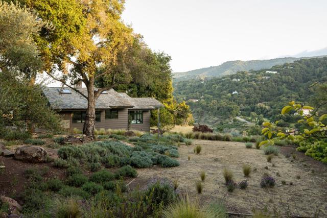 12008 Emerald Hill Lane, Los Altos Hills CA: https://media.crmls.org/mediaz/8353e1f2-4f3c-4015-9f1d-b479646bef6c.jpg
