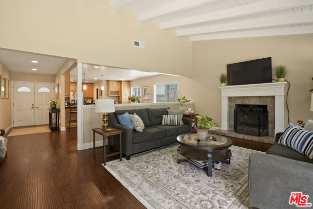 10501 Forbes Avenue photo 9