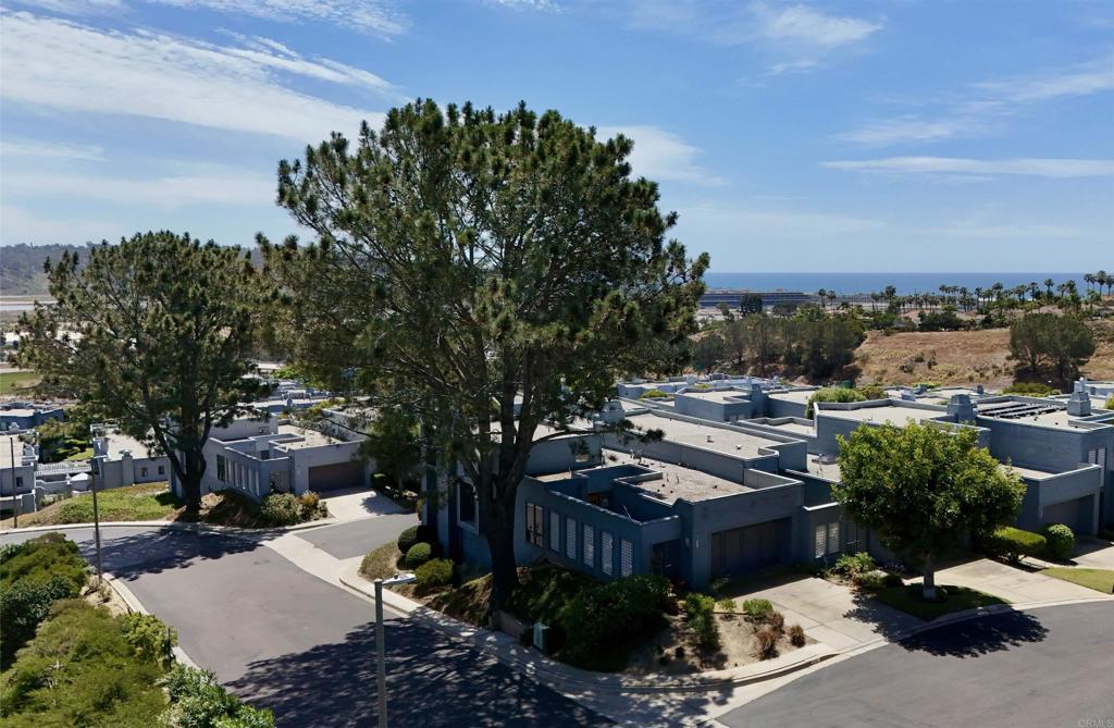 1051 Freedom Court - photo 2